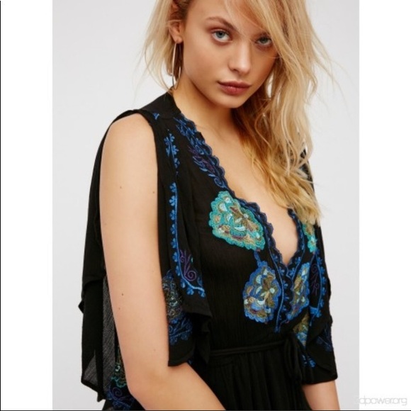 Free People Black Cora flows tunic dress Embroidered NWT - Picture 4 of 6